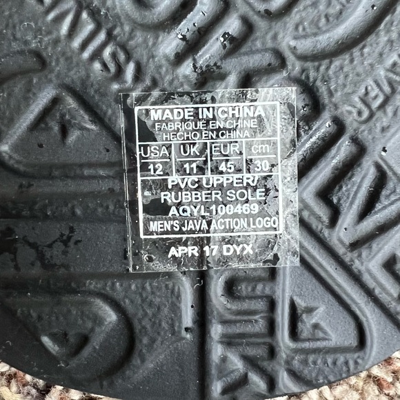 NWT Quicksilver mens Flip Flops. Size 12 - Picture 4 of 5